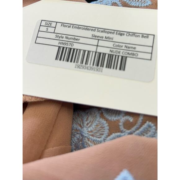 Free the Roses Floral Embroidered Chiffon Mini Dress Small Nude Blue NWT - Picture 7 of 10